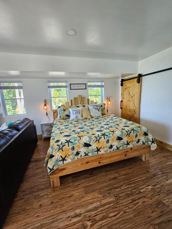 Seaside Lake-Front Cottage Madison Extérieur photo